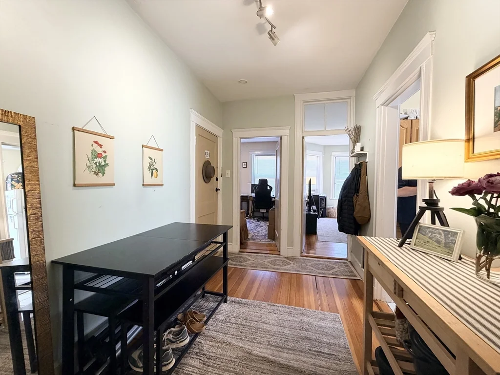 2 bed, 1 bath apartment for rent at 316 Summit Ave Unit 5, Brighton — photo 6 of 12