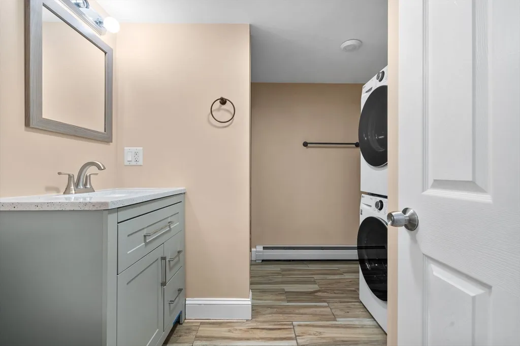 3 bed, 2 bath apartment for rent at 316 Vane Unit 1, Revere — photo 20 of 24