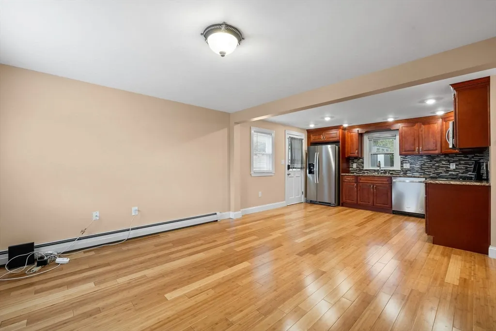 3 bed, 2 bath apartment for rent at 316 Vane Unit 1, Revere — photo 10 of 24