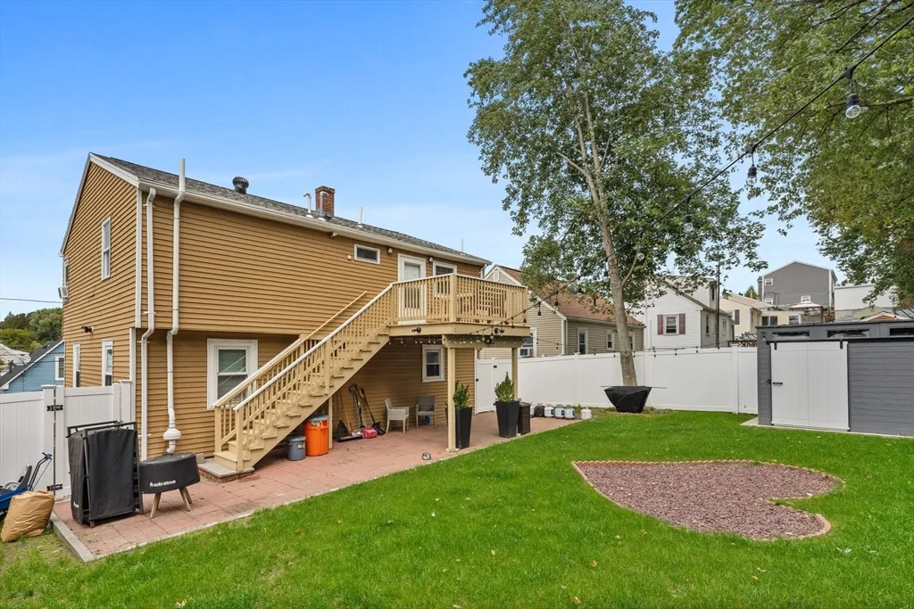 3 bed, 2 bath apartment for rent at 316 Vane Unit 1, Revere — photo 2 of 24