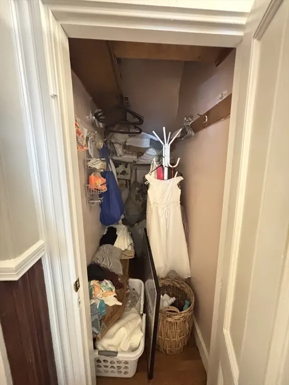 3 bed, 1.5 bath apartment for rent at 316 Western Ave Unit 1, Riverside — photo 13 of 20