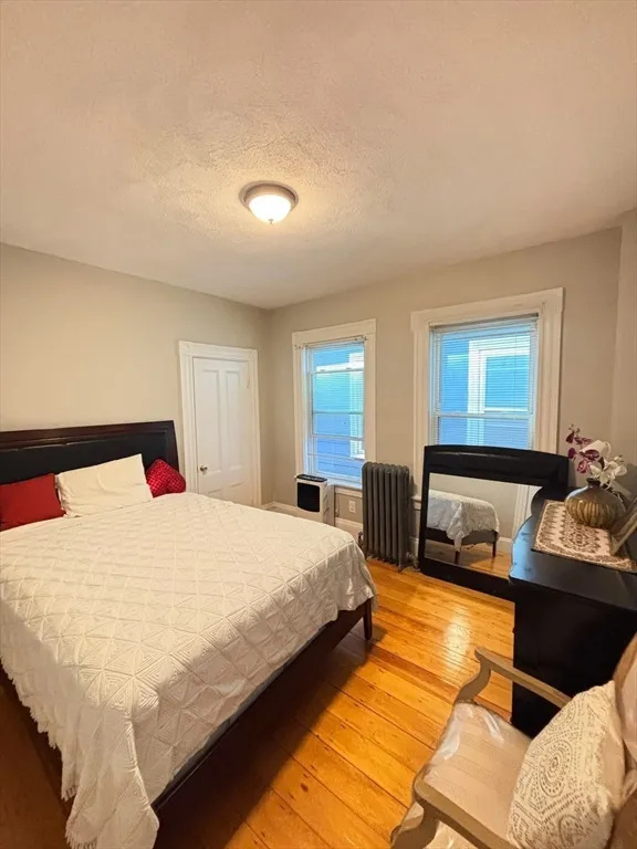 3 bed, 1.5 bath apartment for rent at 316 Western Ave Unit 1, Riverside — photo 10 of 20