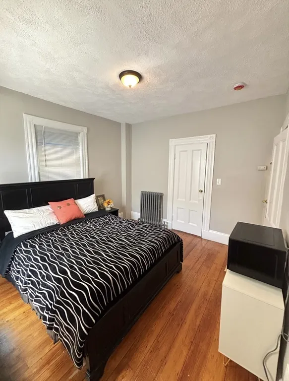 3 bed, 1.5 bath apartment for rent at 316 Western Ave Unit 1, Riverside — photo 9 of 20