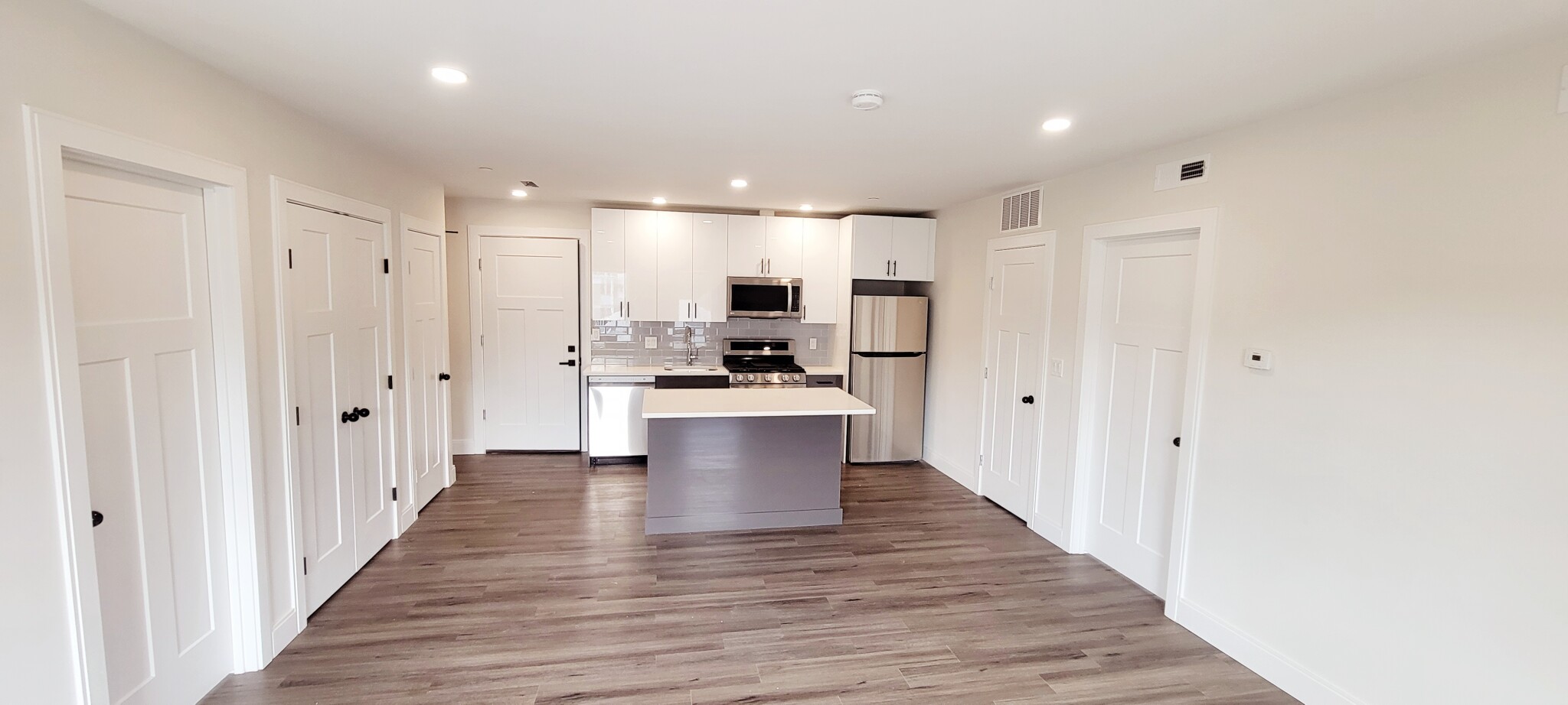 2 bed, 2 bath apartment for rent at 317 Belgrade Ave Unit 303, Roslindale — photo 3 of 11
