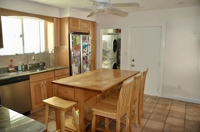 3 bed, 1 bath apartment for rent at 317 Cardinal Medeiros Ave Unit 2, Kendall Square — photo 3 of 13