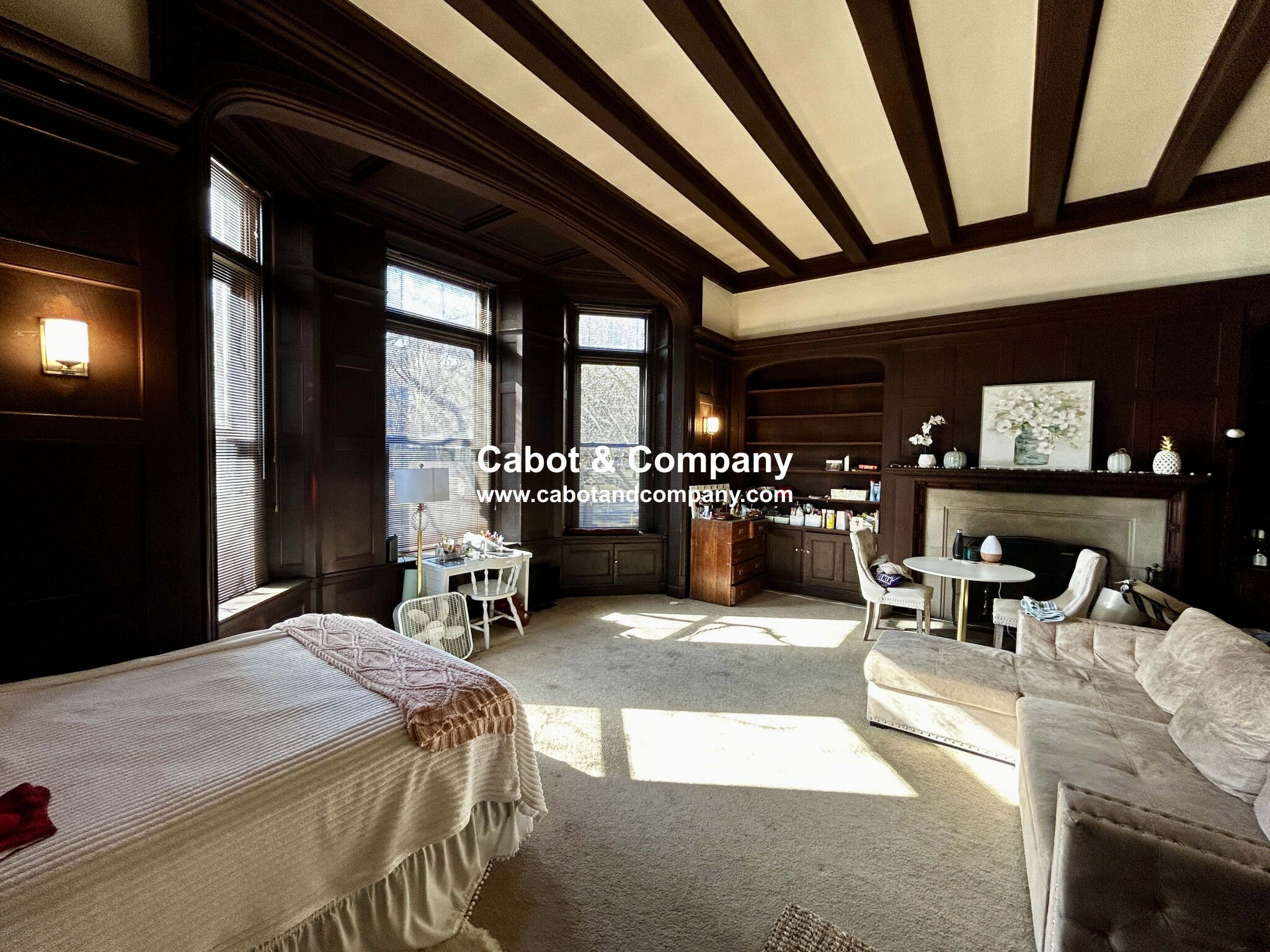 Studio bed, 1 bath apartment for rent at 317 Commonwealth Ave Unit 1F, Back Bay
