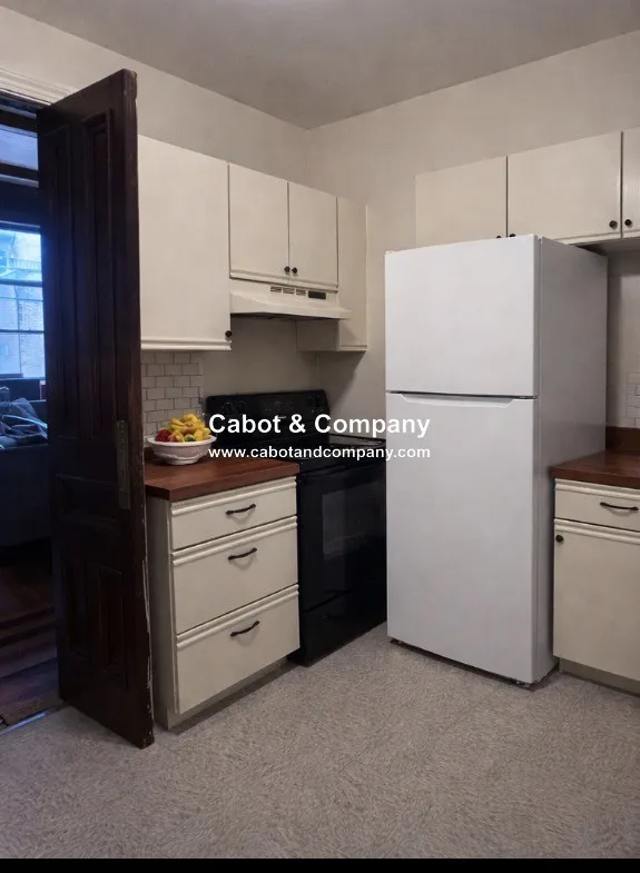 2 bed, 1 bath apartment for rent at 317 Commonwealth Ave Unit 1R, Back Bay — photo 7 of 9