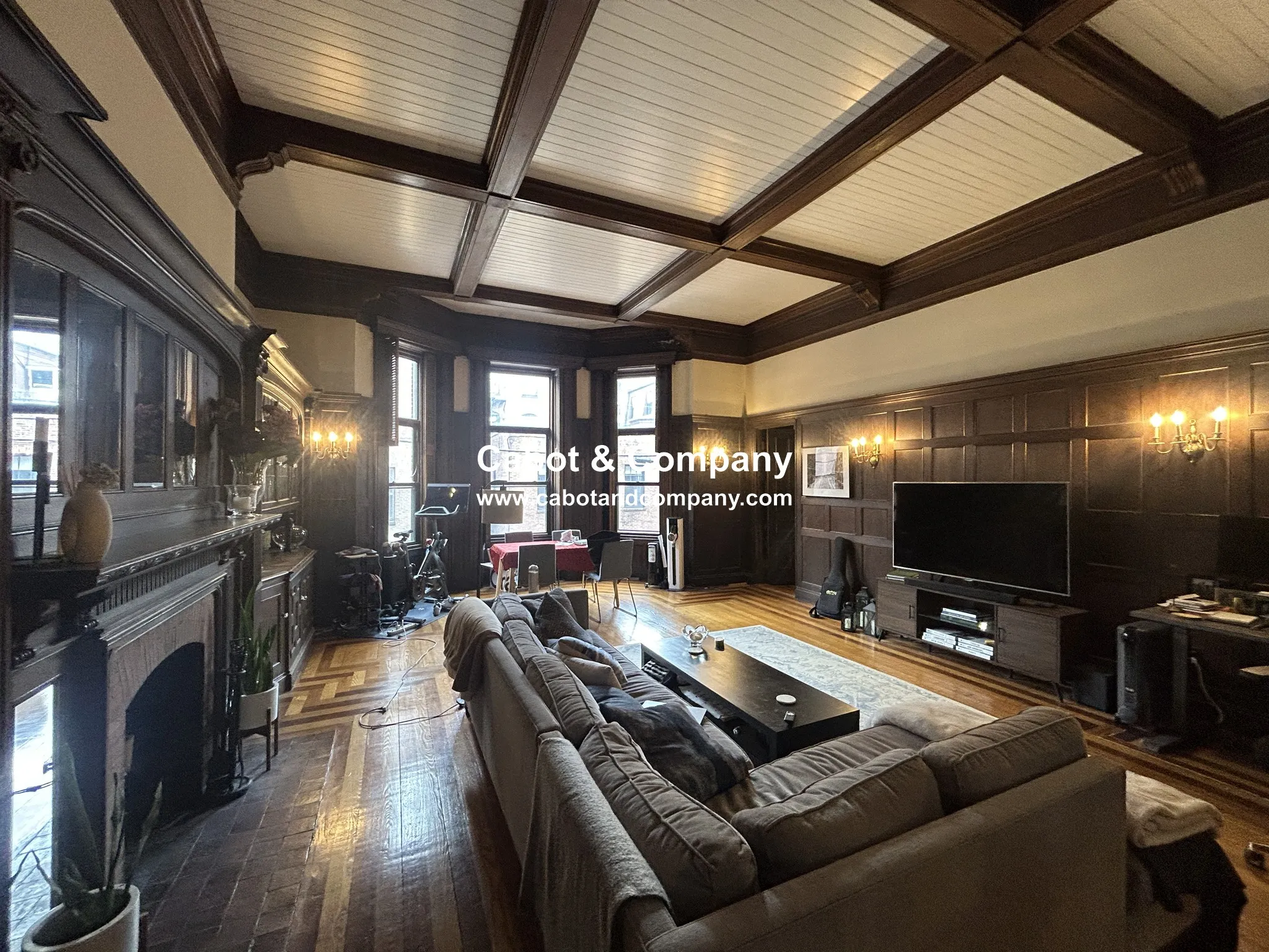 2 bed, 1 bath apartment for rent at 317 Commonwealth Ave Unit 1R, Back Bay