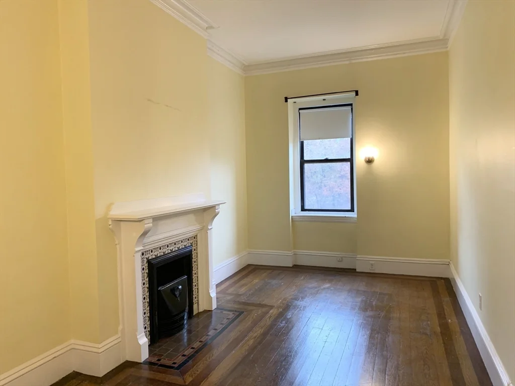 1 bed, 1 bath apartment for rent at 317 Commonwealth Ave Unit 3F, Back Bay — photo 4 of 5