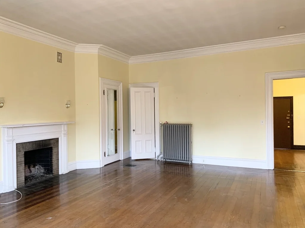 1 bed, 1 bath apartment for rent at 317 Commonwealth Ave Unit 3F, Back Bay — photo 3 of 5