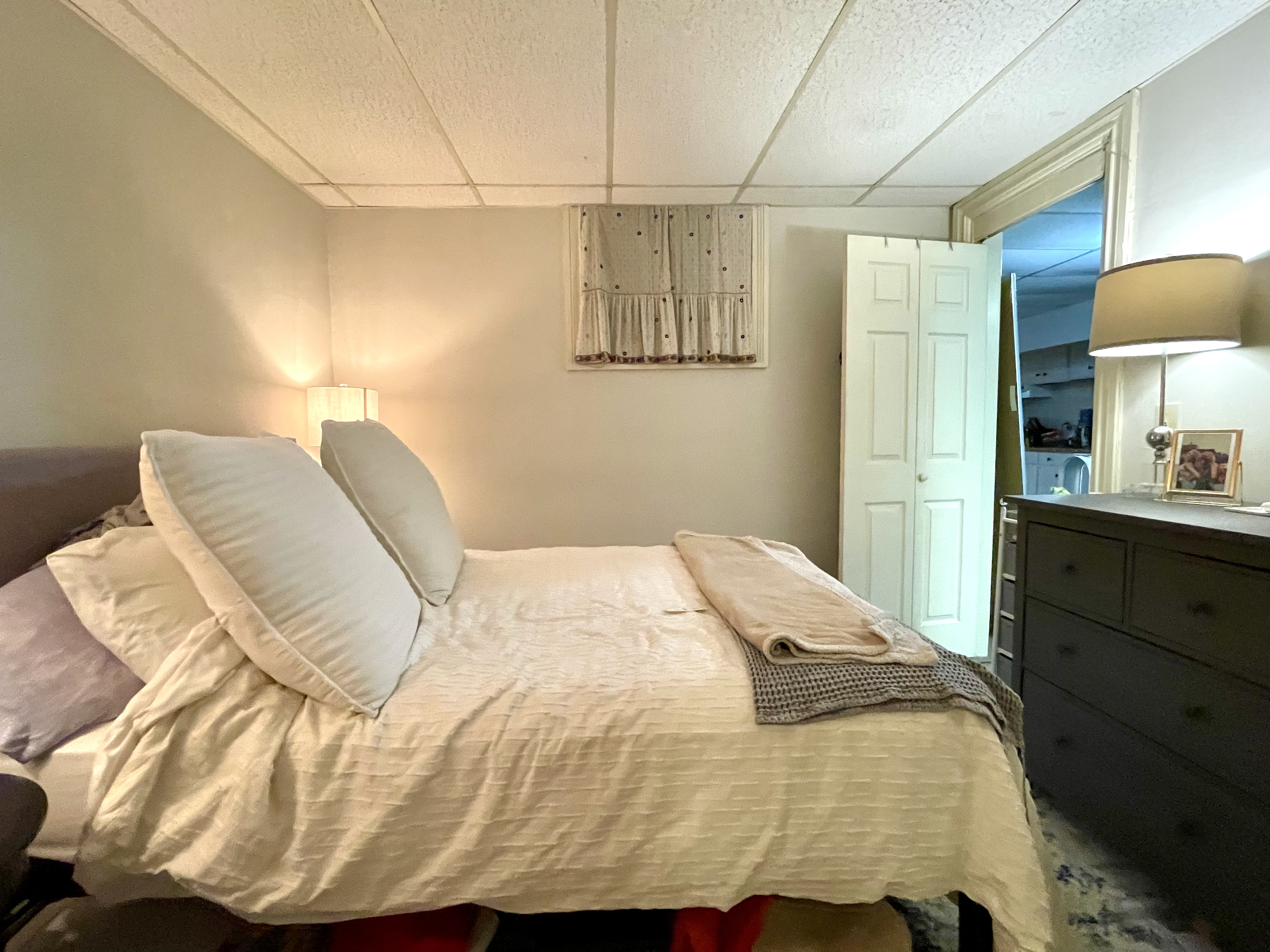 Studio bed, 1 bath apartment for rent at 317 Commonwealth Ave Unit Bf, Back Bay — photo 8 of 12