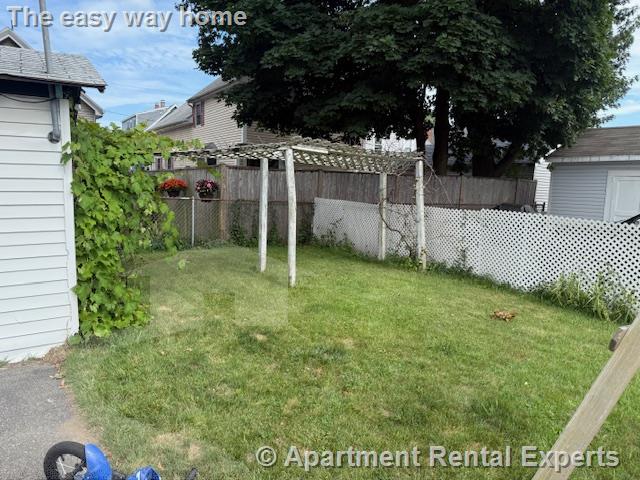 4 bed, 3 bath apartment for rent at 317 Lynn St, Malden — photo 18 of 21