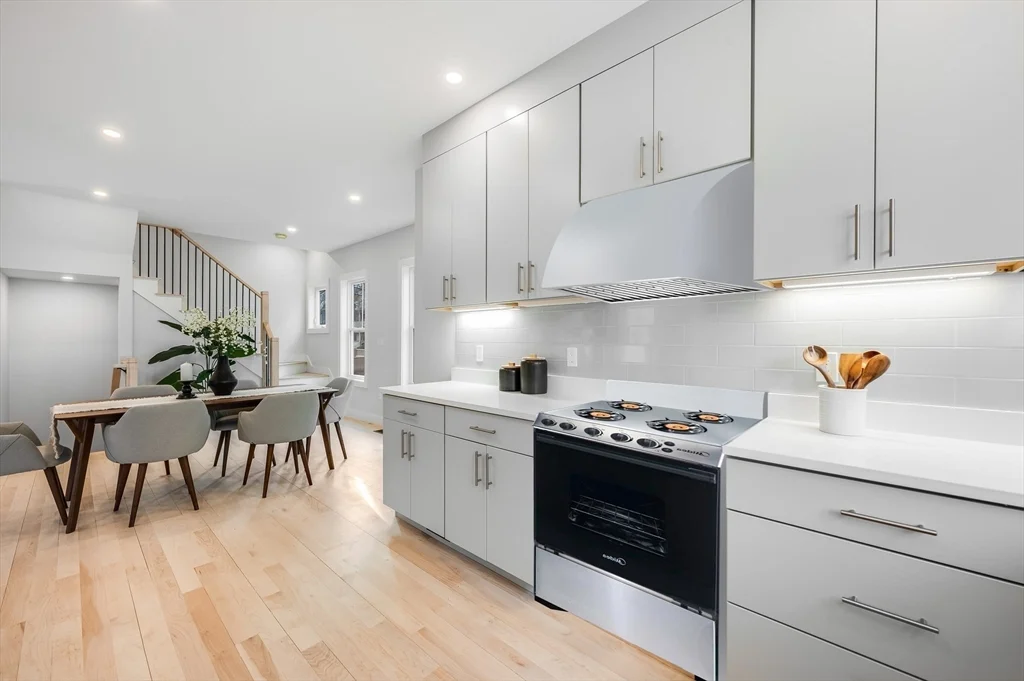 3 bed, 3 bath apartment for rent at 317 Pearl Unit 1, Cambridgeport — photo 2 of 36