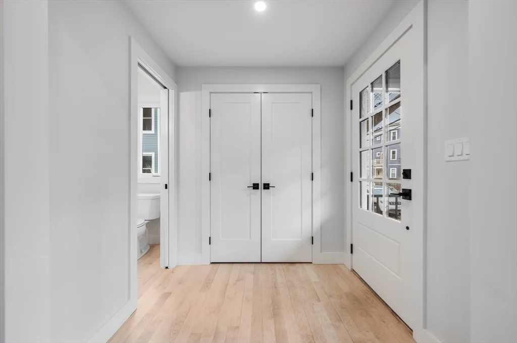 3 bed, 3 bath apartment for rent at 317 Pearl Unit 1, Cambridgeport — photo 20 of 36