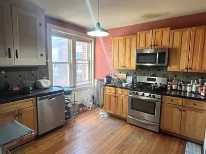4 bed, 1 bath apartment for rent at 317 Saint Paul St Unit 3, Brookline — photo 1 of 8
