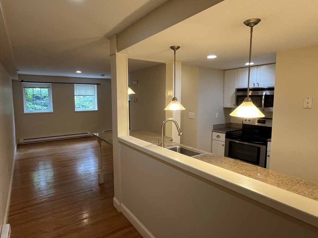 1 bed, 1 bath apartment for rent at 317 Saint Paul St Unit 5, Brookline — photo 2 of 11