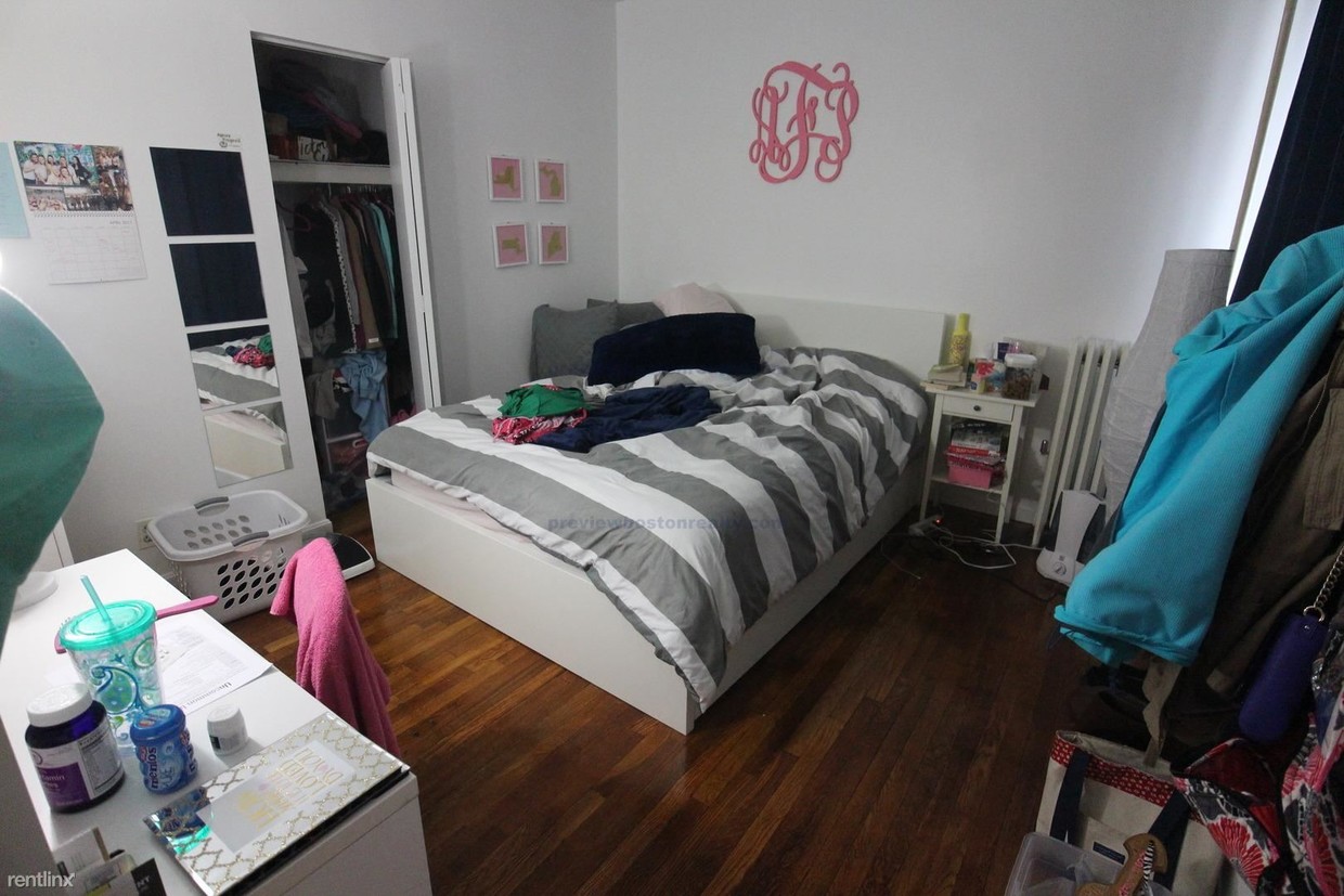 2 bed, 1 bath apartment for rent at 317 Summit Unit 5, Brighton — photo 9 of 10