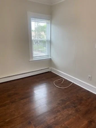3 bed, 1 bath apartment for rent at 317 Wood Ave Unit 3, Hyde Park — photo 6 of 6