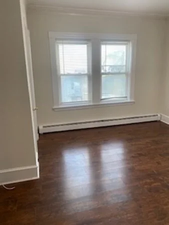 3 bed, 1 bath apartment for rent at 317 Wood Ave Unit 3, Hyde Park — photo 1 of 6