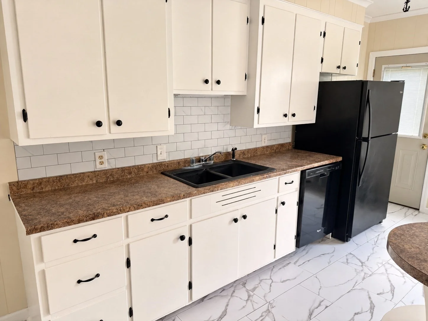3 bed, 1 bath apartment for rent at 3177 Main St Unit 3175, Bondsville — photo 4 of 20
