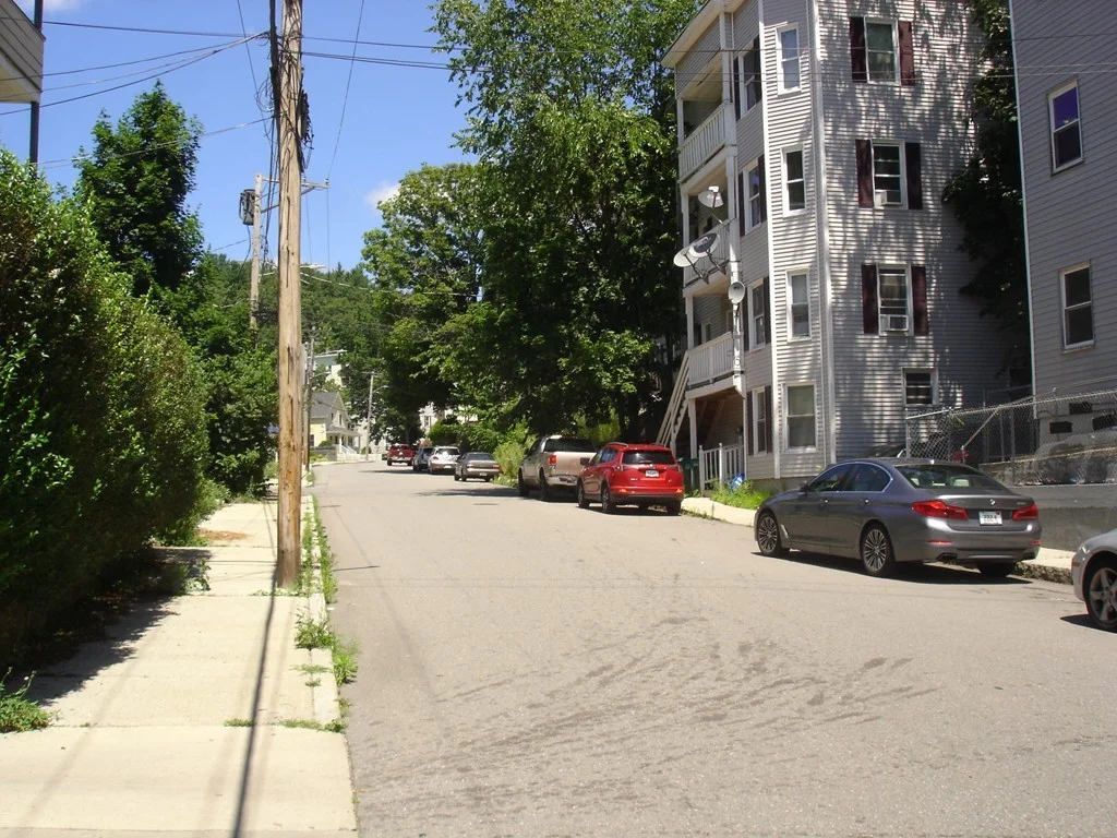 2 bed, 1 bath apartment for rent at 318 - 320 Elm St Unit 1, Fitchburg — photo 2 of 10