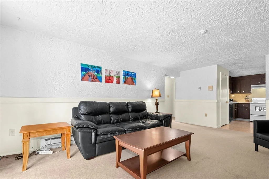 2 bed, 1 bath apartment for rent at 318 Codman Hill Unit 5E, Boxborough — photo 4 of 20