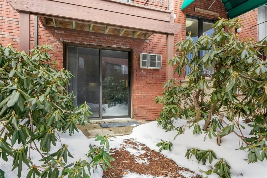 2 bed, 1 bath apartment for rent at 318 Codman Hill Unit 5E, Boxborough — photo 2 of 20