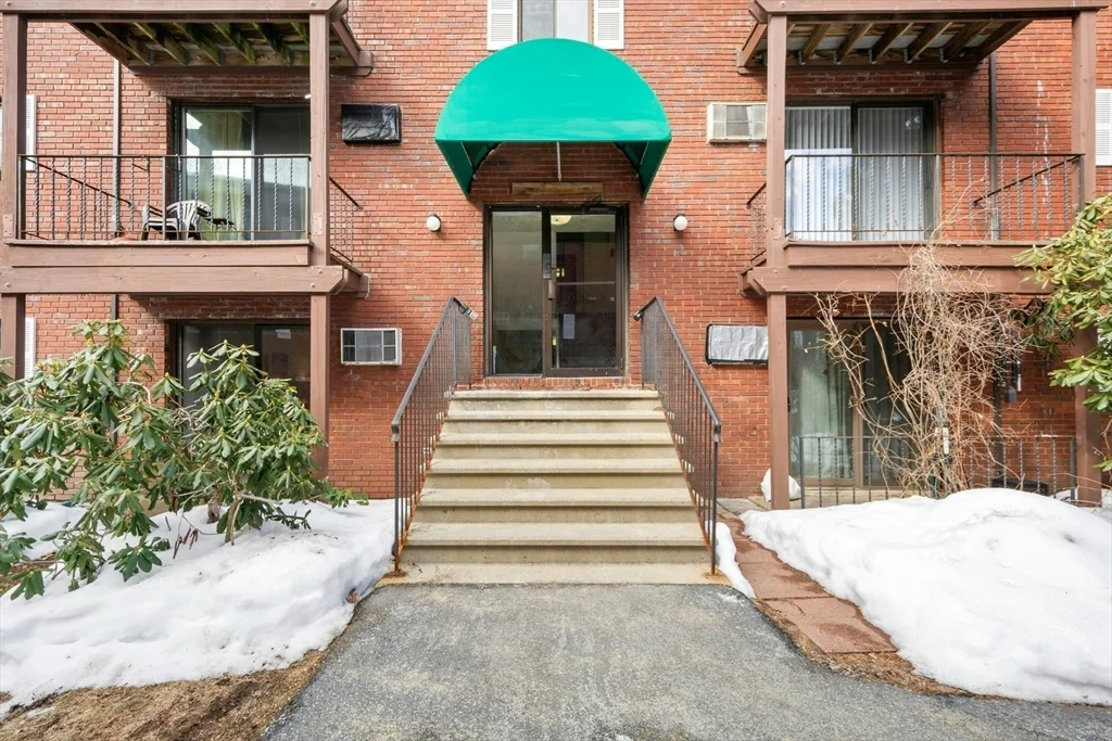 2 bed, 1 bath apartment for rent at 318 Codman Hill Unit 5E, Boxborough — photo 19 of 20