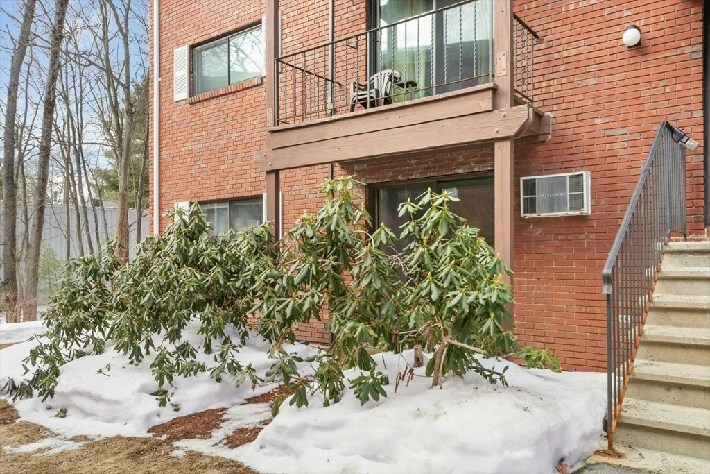 2 bed, 1 bath apartment for rent at 318 Codman Hill Unit 5E, Boxborough — photo 1 of 20