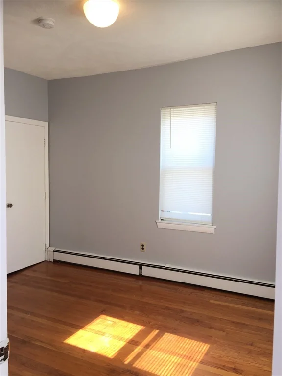 1 bed, 1 bath apartment for rent at 318 Granite St Unit 1, Quincy — photo 2 of 9