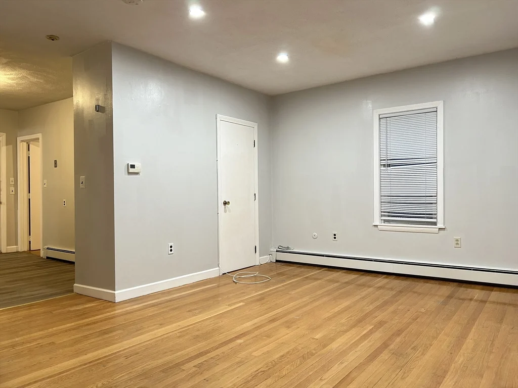 3 bed, 1 bath apartment for rent at 318 Granite St Unit 2, Quincy — photo 12 of 19