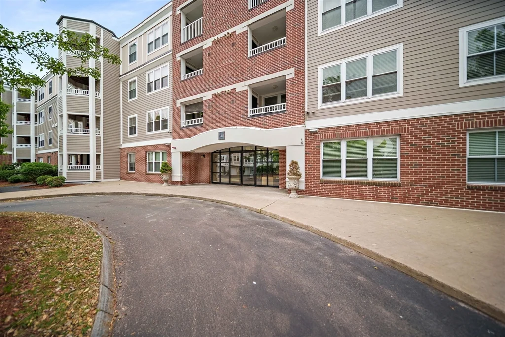 2 bed, 2 bath apartment for rent at 318 Rindge Ave Unit 114, Cambridge — photo 1 of 33