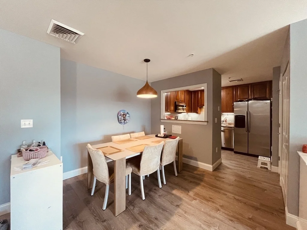 2 bed, 2 bath apartment for rent at 318 Rindge Ave Unit 304, North Cambridge — photo 5 of 27