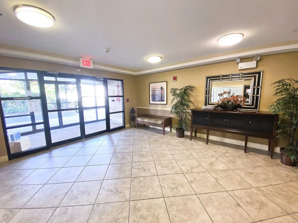 2 bed, 2 bath apartment for rent at 318 Rindge Ave Unit 405, North Cambridge — photo 3 of 25