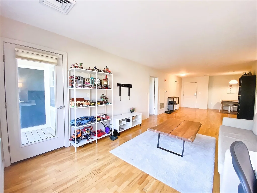 2 bed, 2 bath apartment for rent at 318 Rindge Ave Unit 405, North Cambridge — photo 8 of 25