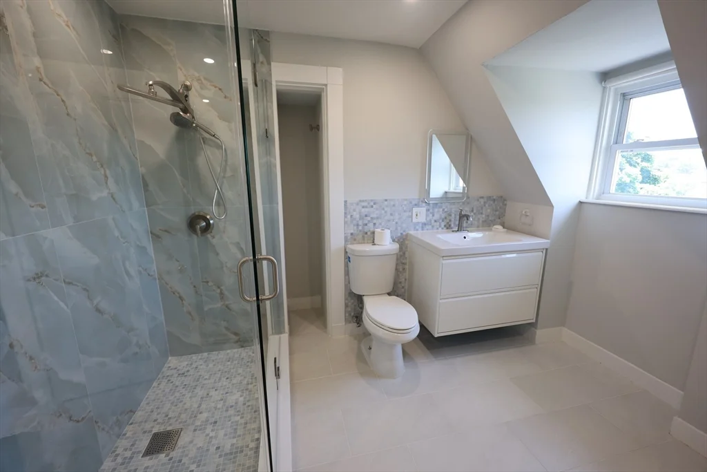 3 bed, 2 bath apartment for rent at 318 Tappan St Unit 3, Brookline Hills — photo 12 of 17
