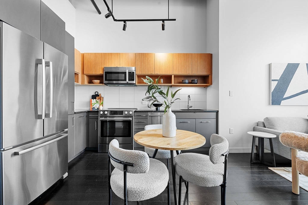 1 bed, 1 bath apartment for rent at 319 A St Unit 201, South Boston — photo 6 of 11