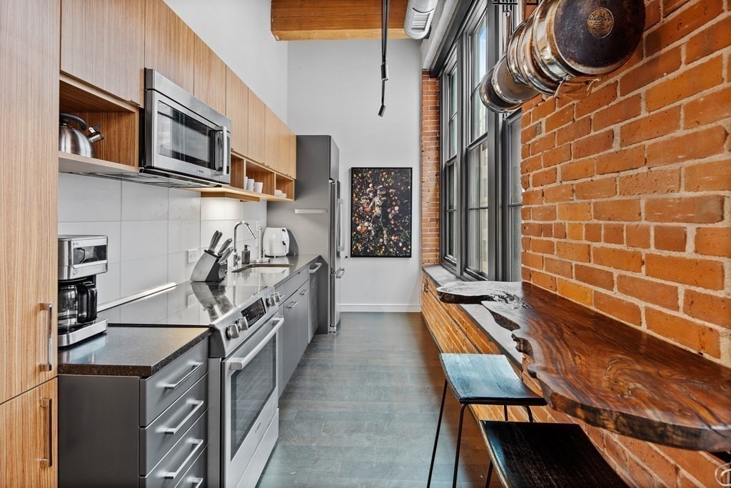 1 bed, 1 bath apartment for rent at 319 A St Unit 207, Seaport District — photo 8 of 18