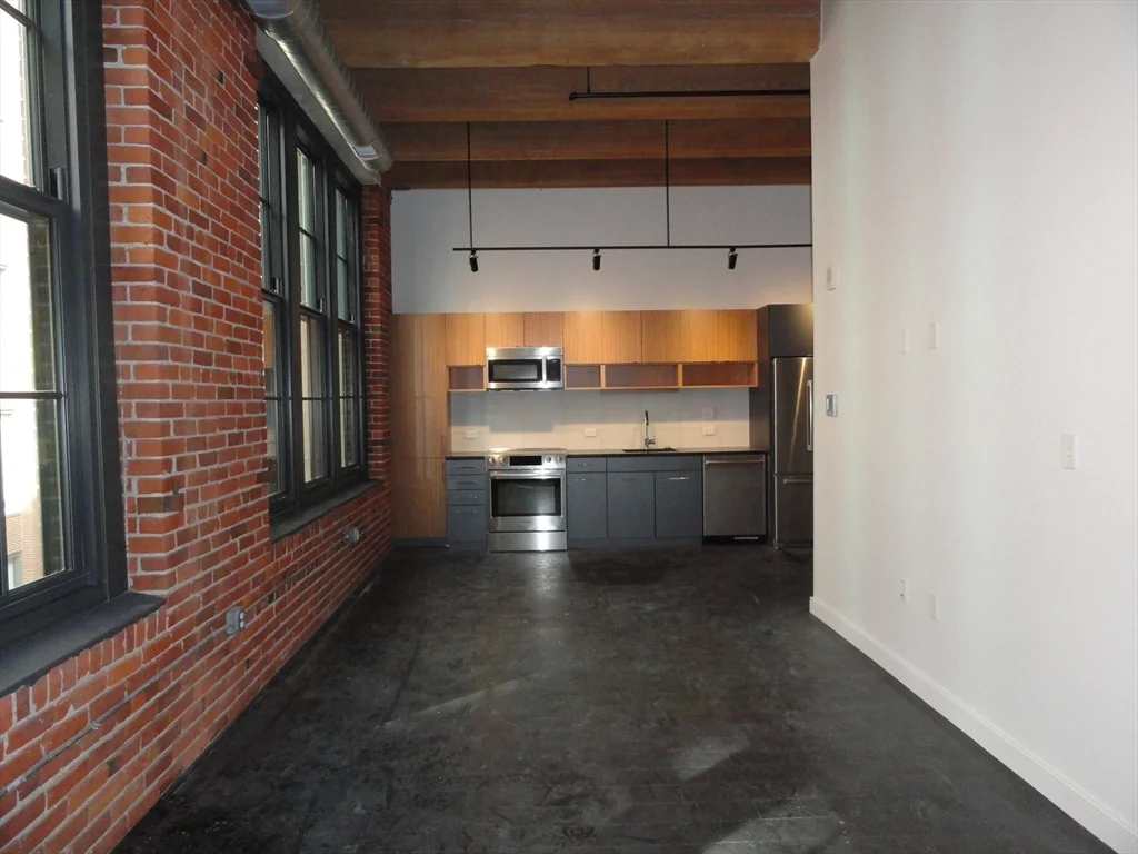 Studio bed, 1 bath apartment for rent at 319 A St Unit 306, Seaport District — photo 6 of 15
