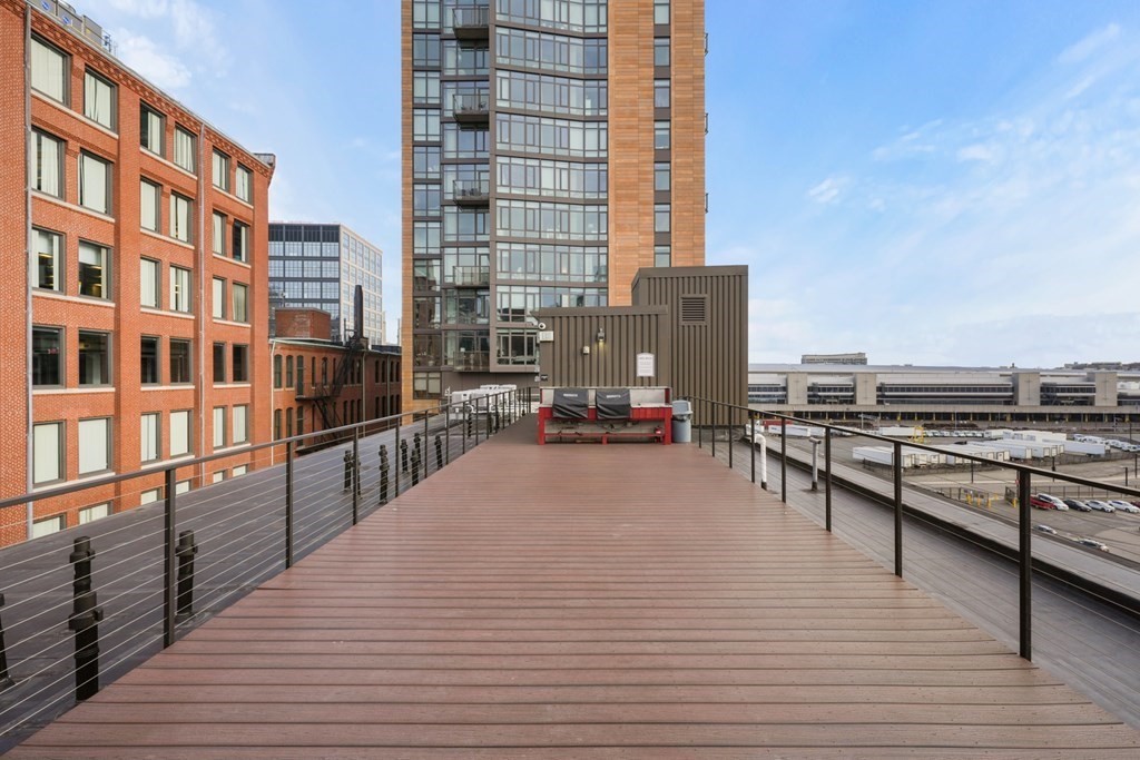 Studio bed, 1 bath apartment for rent at 319 A St Unit 501, Seaport District — photo 16 of 17