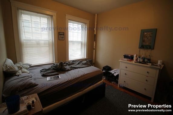 1 bed, 1 bath apartment for rent at 319 Allston St Unit 4P, Brighton — photo 8 of 11