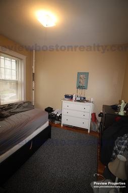 1 bed, 1 bath apartment for rent at 319 Allston St Unit 4P, Brighton — photo 9 of 11