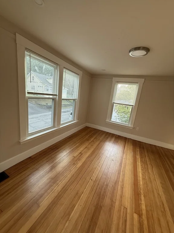 3 bed, 1 bath apartment for rent at 319 Canton Sr Unit 2, Fitchburg — photo 8 of 11