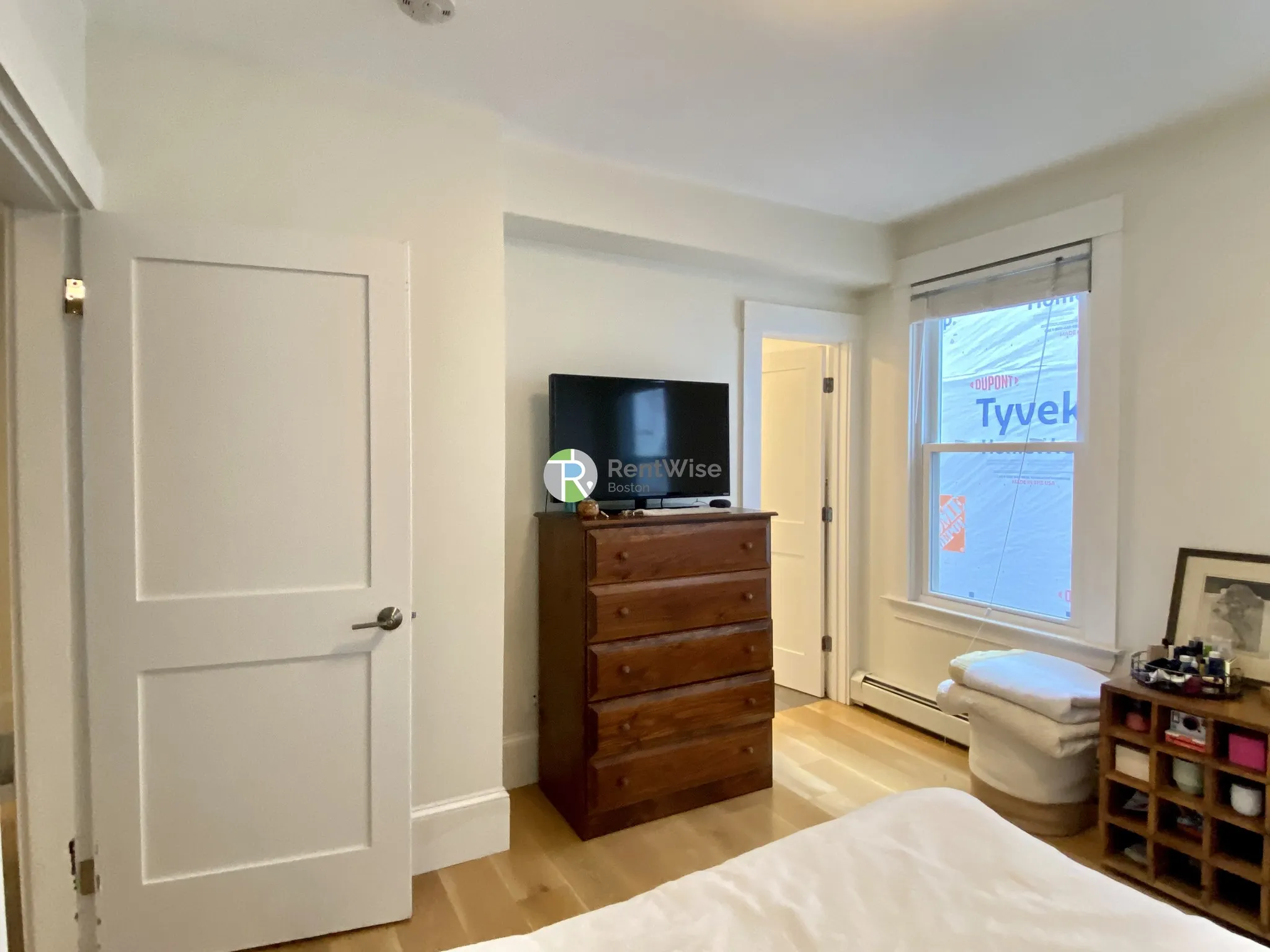 3 bed, 2 bath apartment for rent at 319 Columbia St Unit 1, Wellington-Harrington — photo 24 of 38