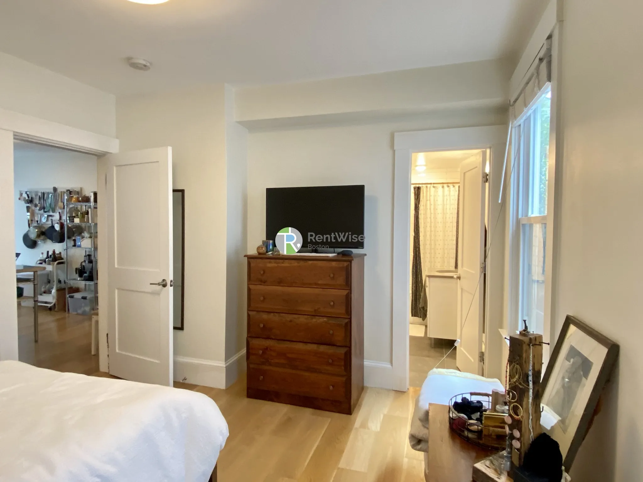 3 bed, 2 bath apartment for rent at 319 Columbia St Unit 1, Wellington-Harrington — photo 21 of 38