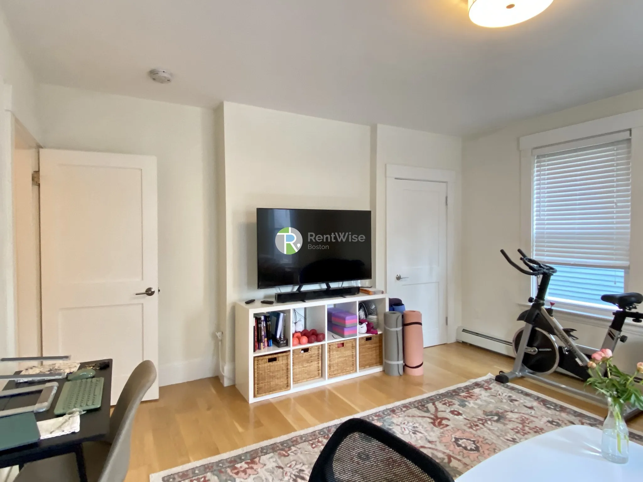 3 bed, 2 bath apartment for rent at 319 Columbia St Unit 1, Wellington-Harrington — photo 13 of 38