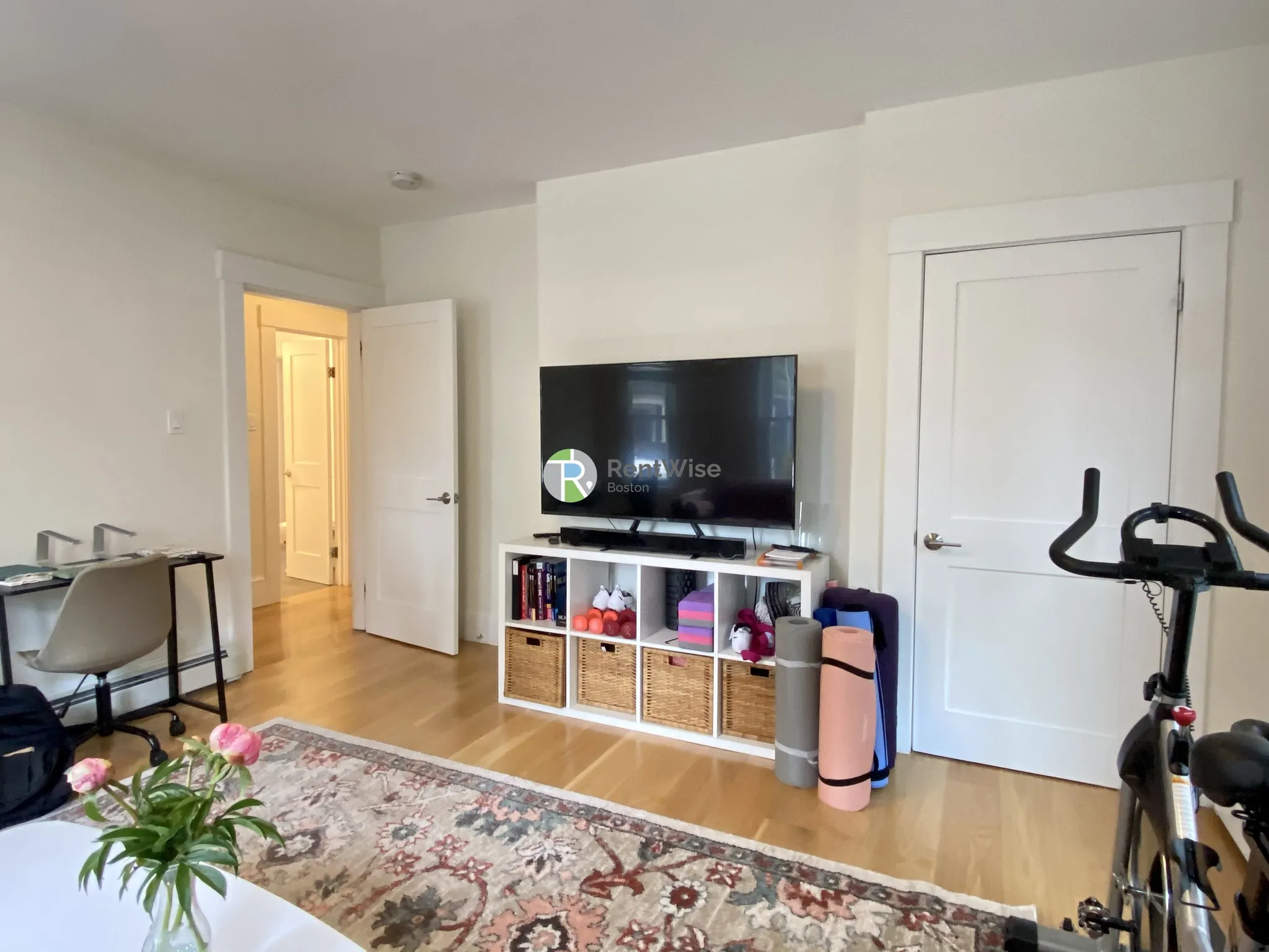 3 bed, 2 bath apartment for rent at 319 Columbia St Unit 1, Wellington-Harrington — photo 11 of 38