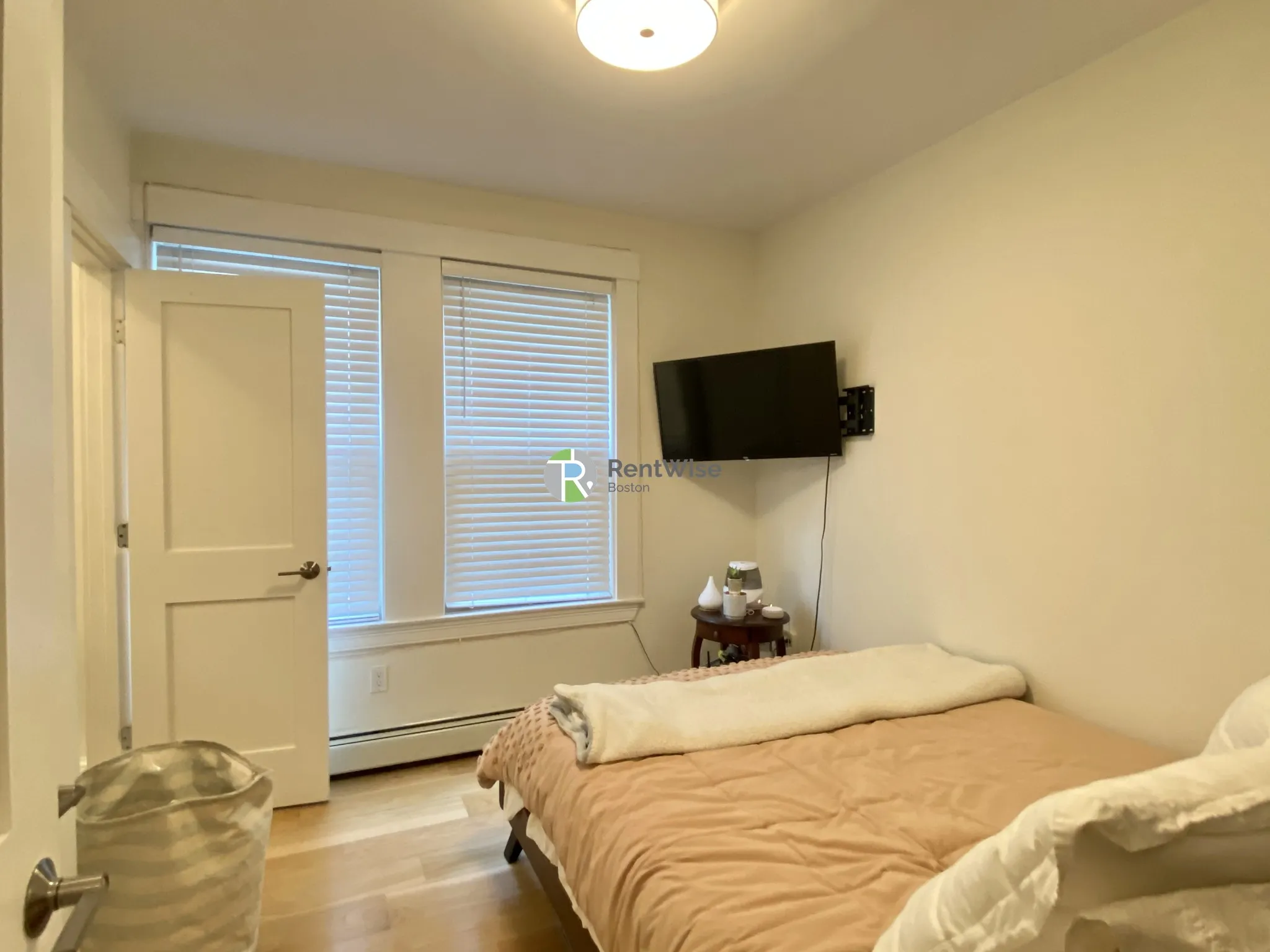 3 bed, 2 bath apartment for rent at 319 Columbia St Unit 1, Wellington-Harrington — photo 33 of 38