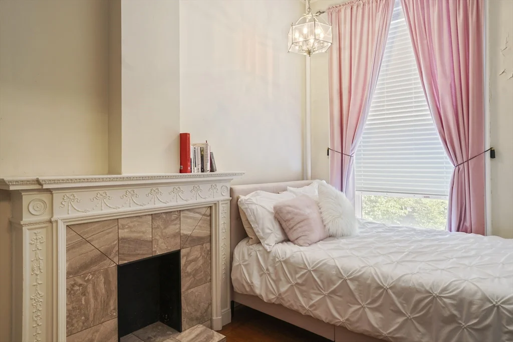 1 bed, 1 bath apartment for rent at 319 Commonwealth Ave Unit 21, Back Bay — photo 8 of 12