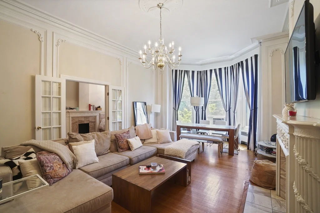 1 bed, 1 bath apartment for rent at 319 Commonwealth Ave Unit 21, Back Bay — photo 4 of 12